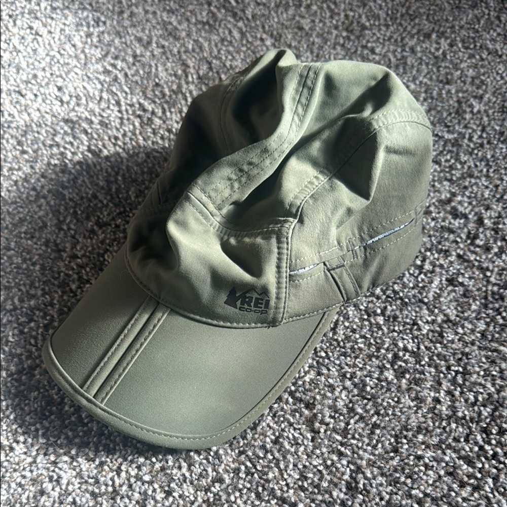 REI Green Cap